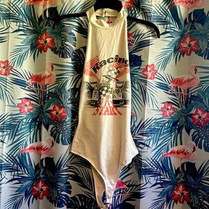 Used fashion nova bodysuit . White . Size small .